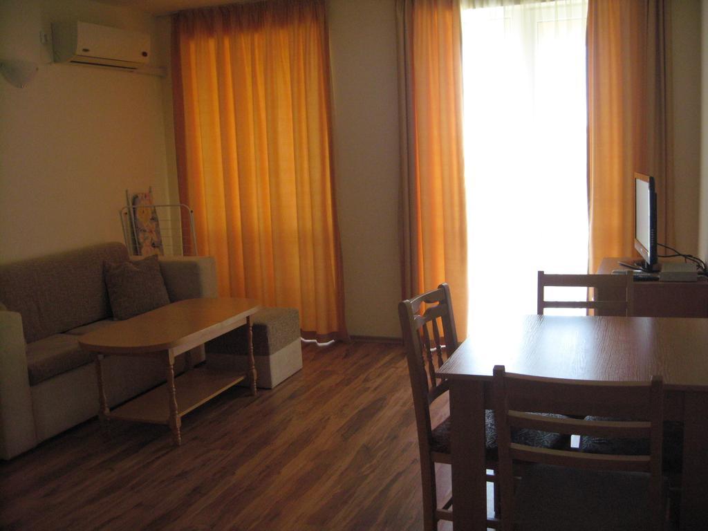 Chateau Aheloy Pomorie Ruang foto